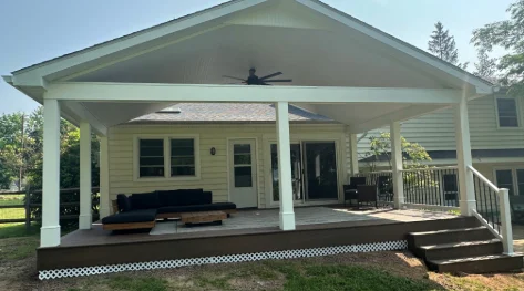 A new Amish-built residential wood deck in Newtown Square, PA