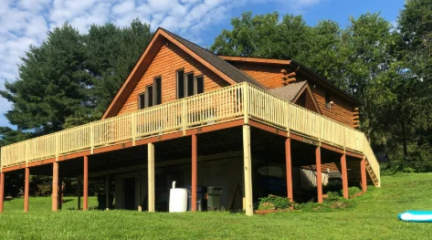 A residential Amish wooden deck in Wayne, PA
